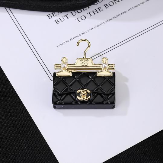 Chanel Brooch 12lyh89